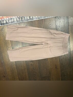 Women’s Elastic-Waist Wide Leg Pants in Light Taupe